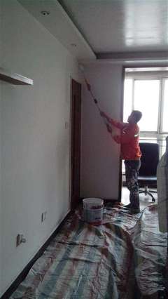 老房子墻面維修翻新合理工藝解析——上海輝子室內(nèi)外裝飾施工團隊的專業(yè)分享